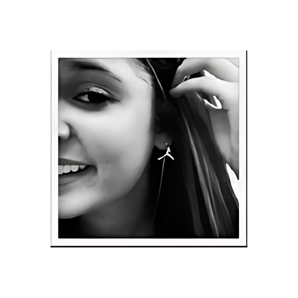 NEW Michael Jordan Jumpman 23 Silver Necklace & Silver Crystal Stud Earrings Set - Picture 4 of 8